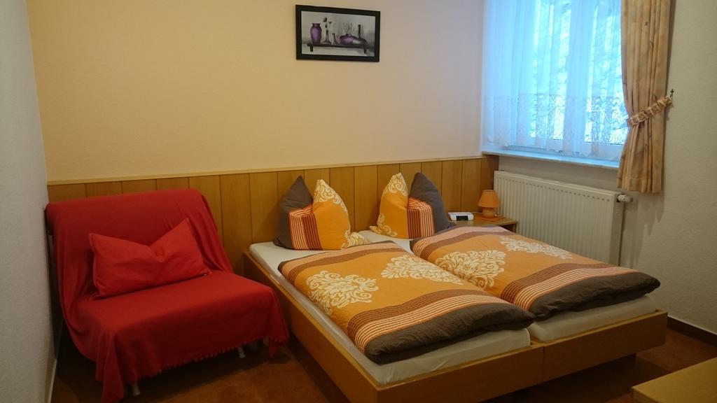 Pension Und Berggasthaus Kapellenstein Geyer Habitación foto