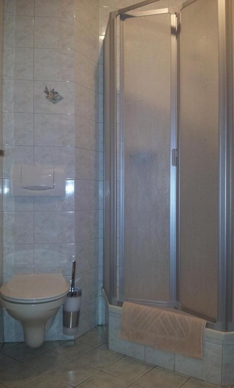 Pension Und Berggasthaus Kapellenstein Geyer Habitación foto